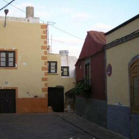 Apartamentos Cerca Del Aeropuerto Ingenio Bagian luar foto